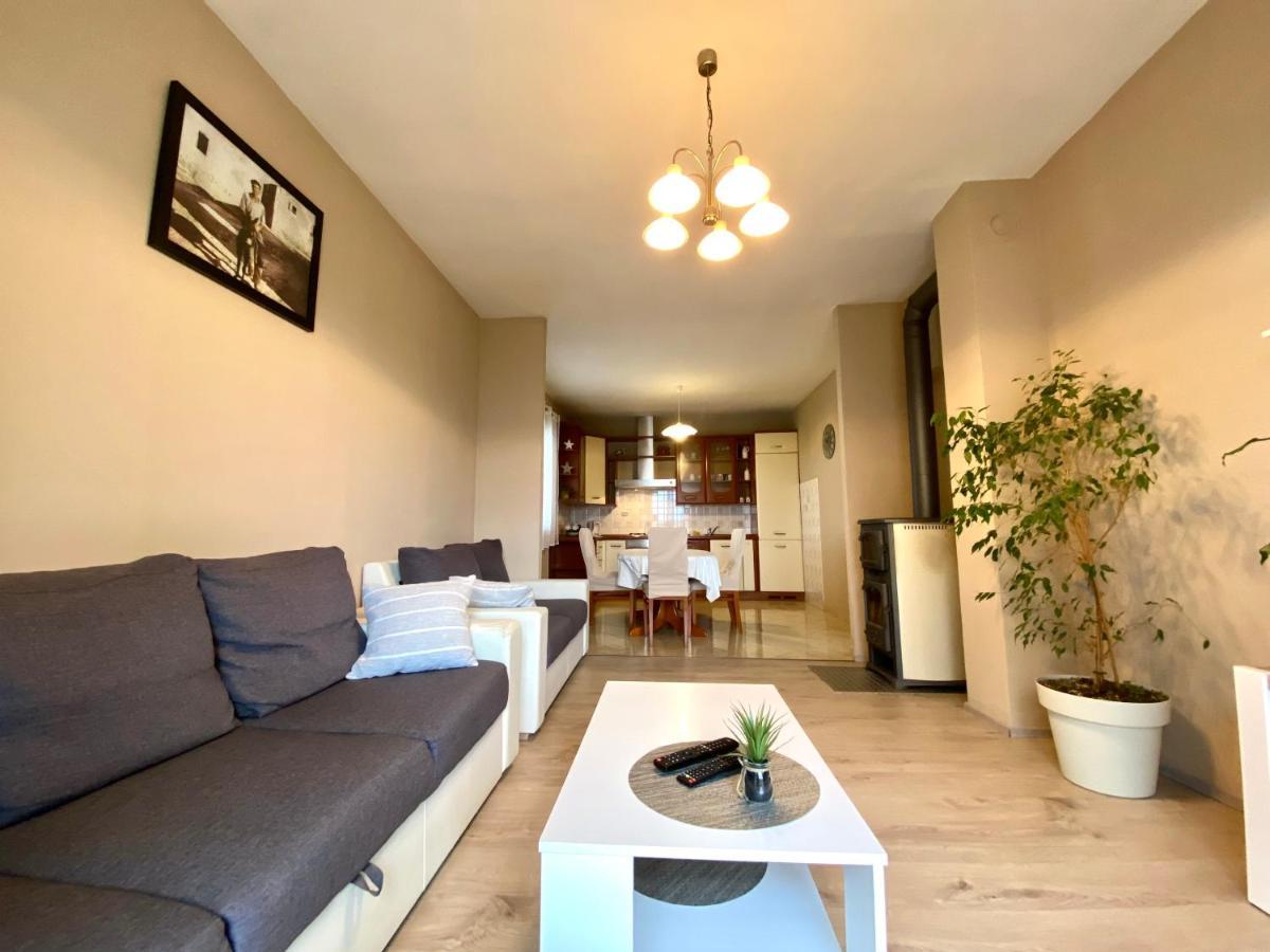 Apartment Marcella 1 Ljubač Exterior foto